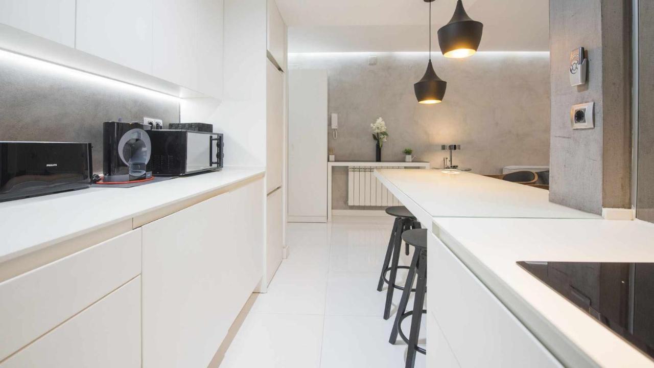 Apartamento Deluxe Cerca De La Catedral By Toledo Ap Luaran gambar