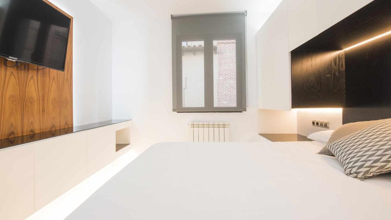 Apartamento Deluxe Cerca De La Catedral By Toledo Ap Luaran gambar