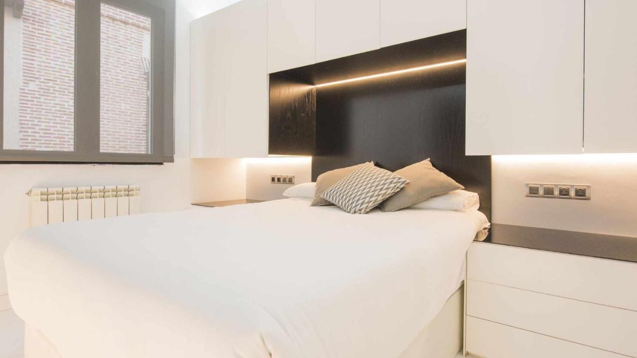 Apartamento Deluxe Cerca De La Catedral By Toledo Ap Luaran gambar